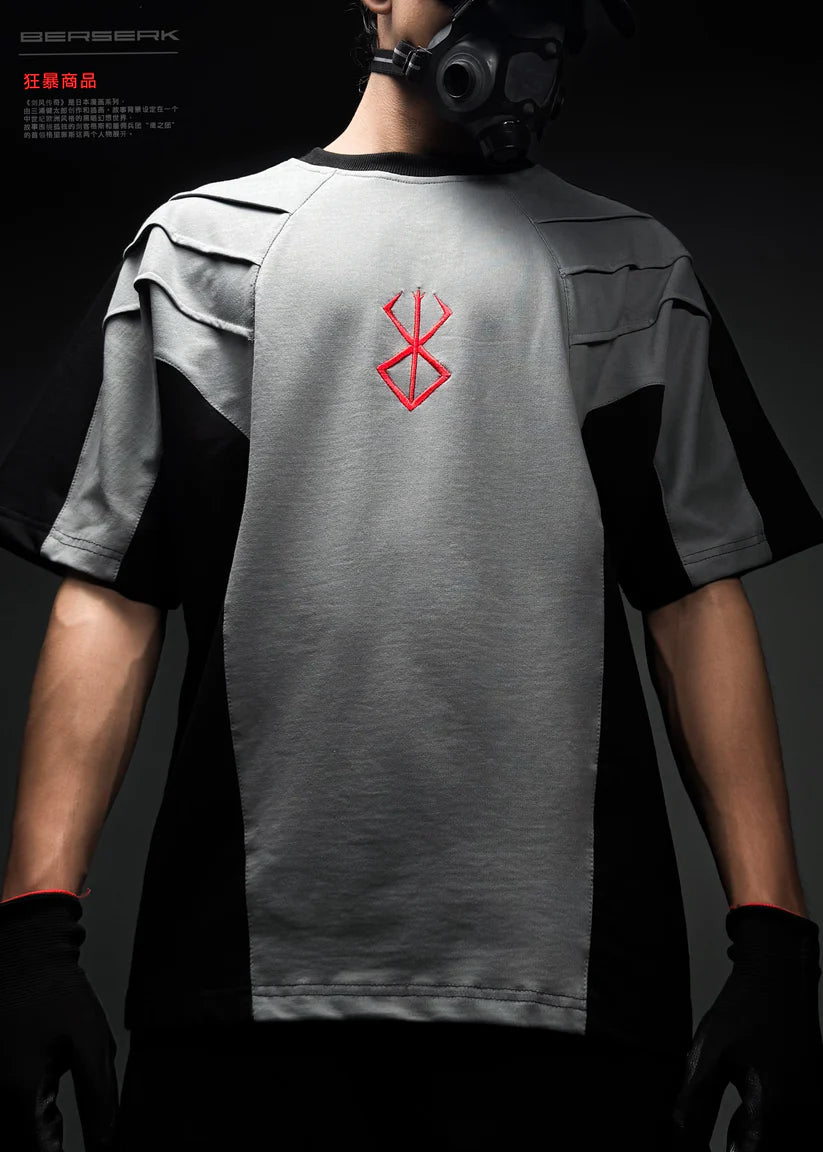 Berserk Armour Oversized T-Shirt – 240 GSM Gothic Anime Streetwear | HypeWeave